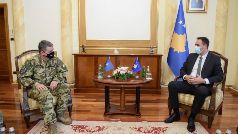 Konjufca priti në takim komandantin e ri të KFOR-it, vlerëson të rëndësishme praninë e NATO-s në Kosovë