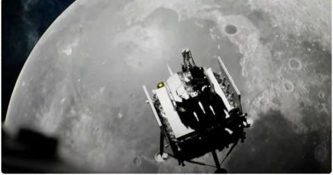 Një sondë kineze zbulon ujë në Hënë në kohë reale